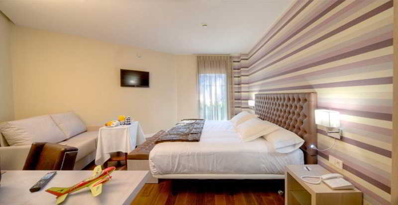 U-Hotel Spa Ciudad De Astorga Εξωτερικό φωτογραφία